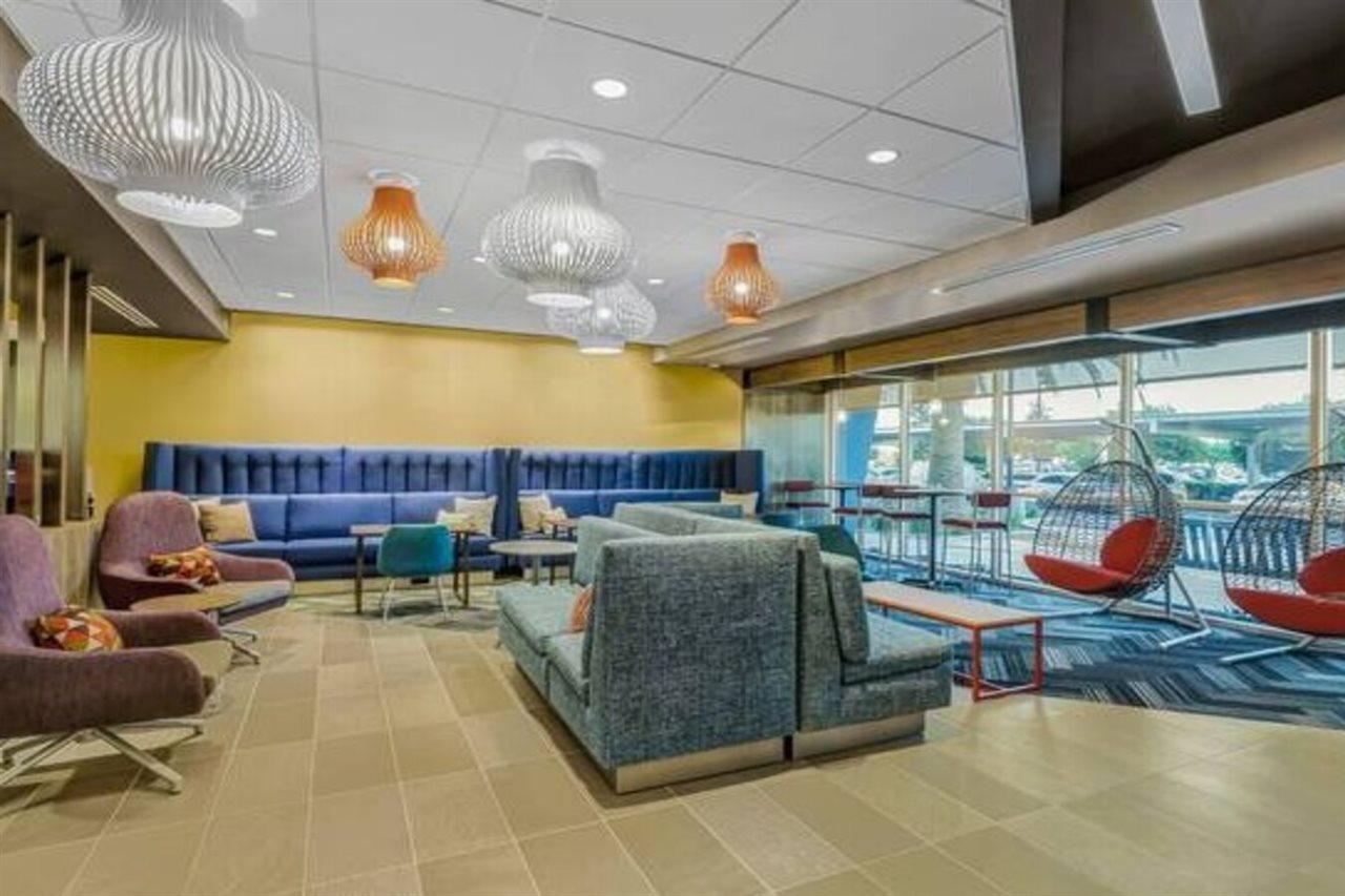 Hotel Tru By Hilton Lathrop Exterior foto