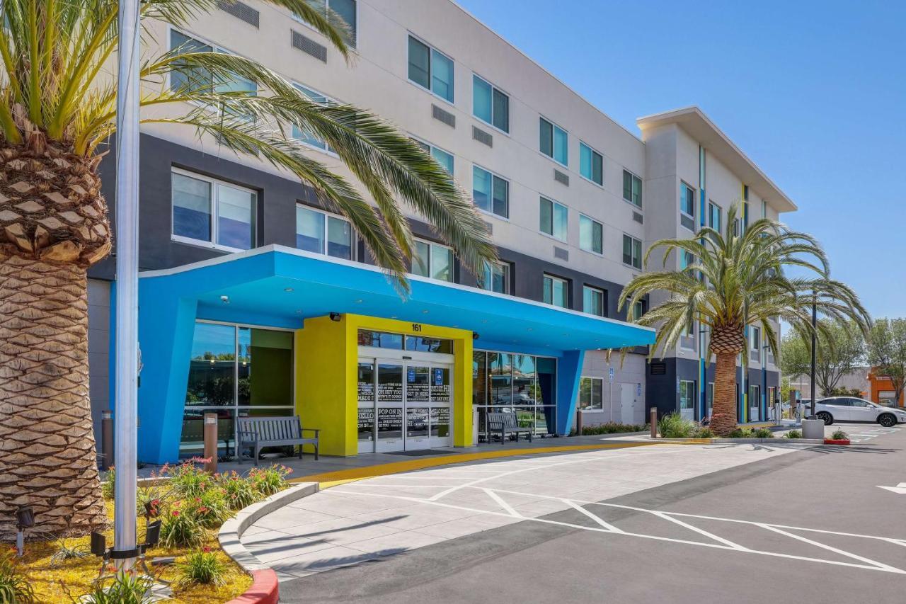 Hotel Tru By Hilton Lathrop Exterior foto